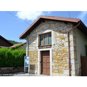 Le Village ( Le Four Communal )