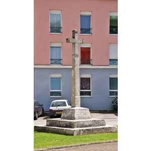 Le Village ( Croix )