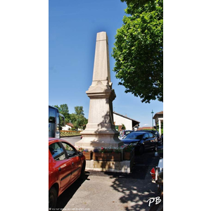 Le Village ( Monument aux Morts )