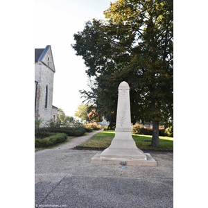 le monument aux morts