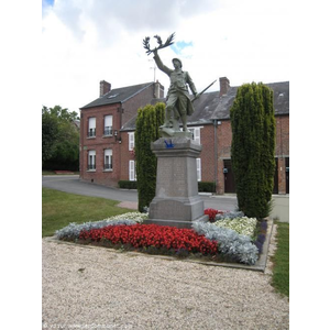 Le monument aux morts