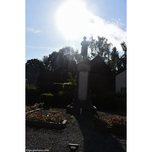le monument aux morts