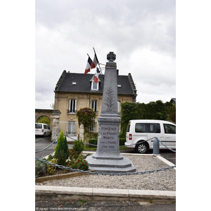 le monument aux morts 