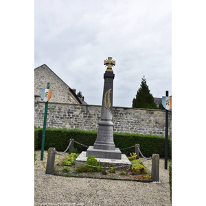 le monument aux morts 