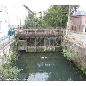 Rue Clémenceau, Le barrage sur la rivière LE HURTAUT 