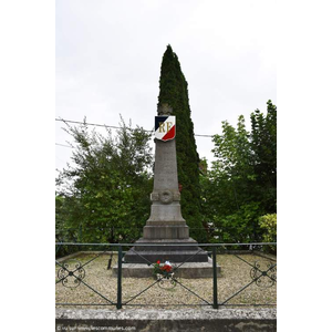 le monument aux morts 