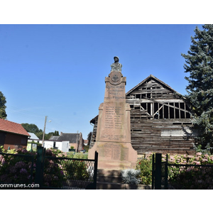 le monument aux morts