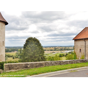 Commune de CREUZIER LE NEUF