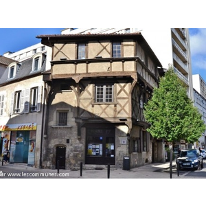 La Ville ( Maison classée )