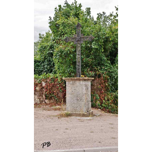 Le Village ( Croix )