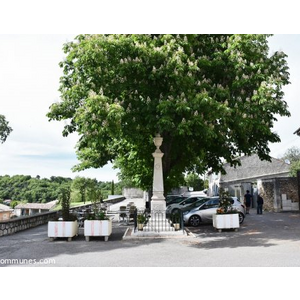 le monument aux morts