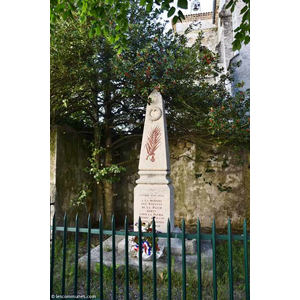 le monument aux morts