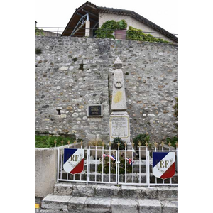 le monument aux morts
