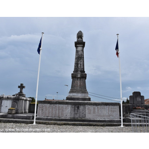 le Monument Aux Morts