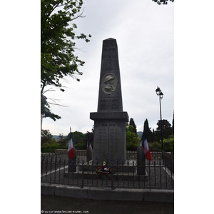 le Monument Aux Morts