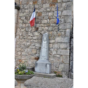le Monument Aux Morts 