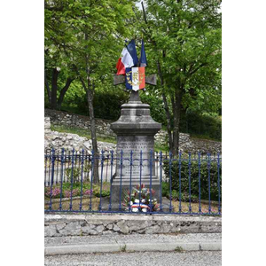 le Monument Aux Morts 
