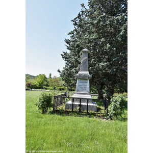 le Monument Aux Morts 