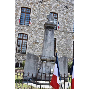 le Monument Aux Morts 