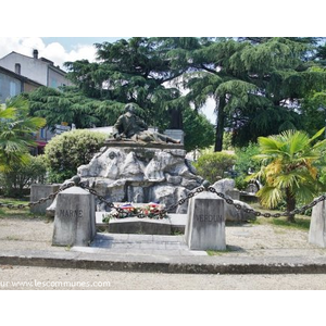 le Monument Aux Morts 