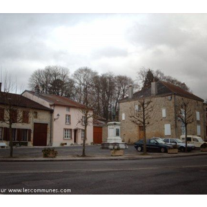 PLACE CHANZY BUZANCY 08