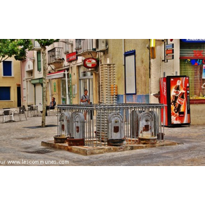 Le Village ( Les Fontaines )