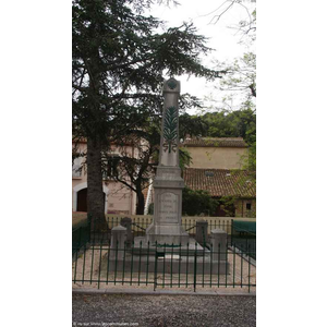 le monument aux morts 