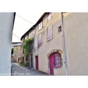 Le Village ( Maison du Forgeron de 1769 )