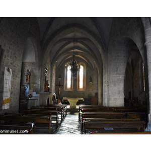 banhars communes de campouriez (12140) église Sai...