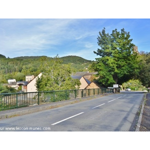 Pont sur Le Rance entrée de Plaisance