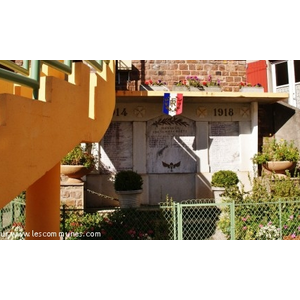 Monument aux morts - SAINT SERNIN SUR RANCE