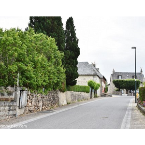 saint gervais communes de Saint symphorien de thénière (12460) le village