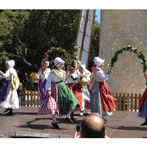 Danses locales - Inauguration du Moulin à Lambesc