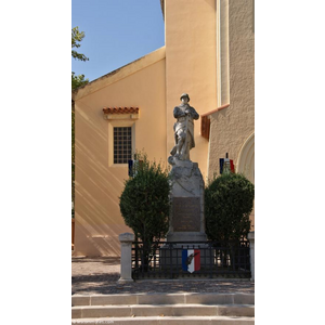 le monument aux morts