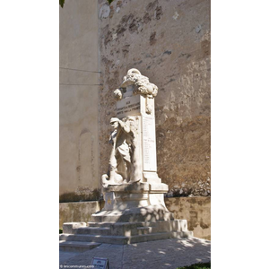 le monument aux morts