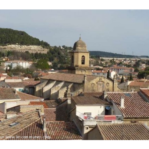 vue sur l église et le village