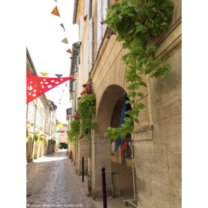 Rue des Halles à Tarascon