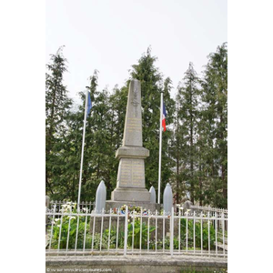le monument aux morts