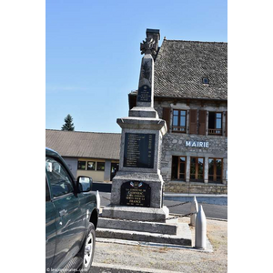 le monument aux morts