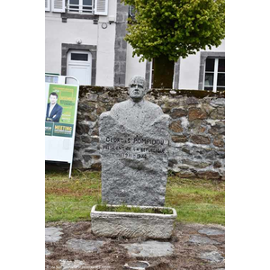 la Statue de Georges Pompidou