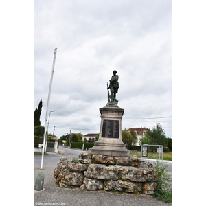 Commune de CHAILLEVETTE