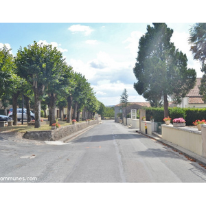 Commune de GENOUILLE