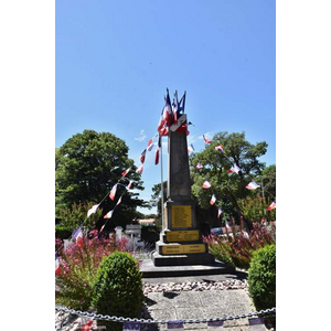 le monument aux morts