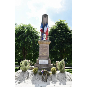 le Monument Aux Morts 