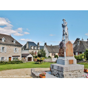 La Commune ( Le Monument-aux-Morts )