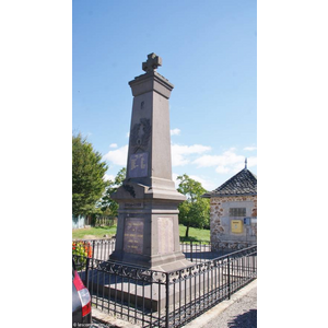 le monument aux morts