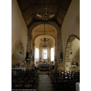 L'église intérieur le choeur roman avec son...