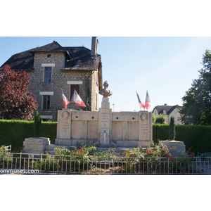 le monument aux morts