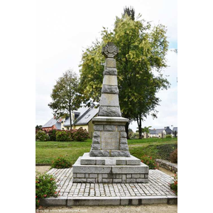 le monument aux morts 