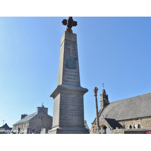le monument aux morts